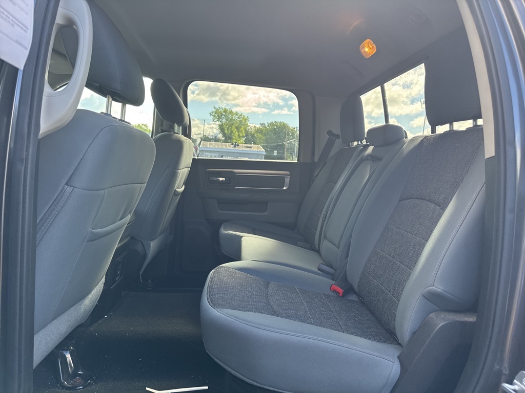 2015 Ram 1500 Big Horn photo 2