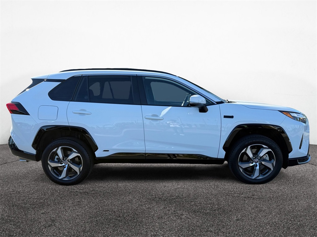 2024 Toyota RAV4 Prime SE photo 5
