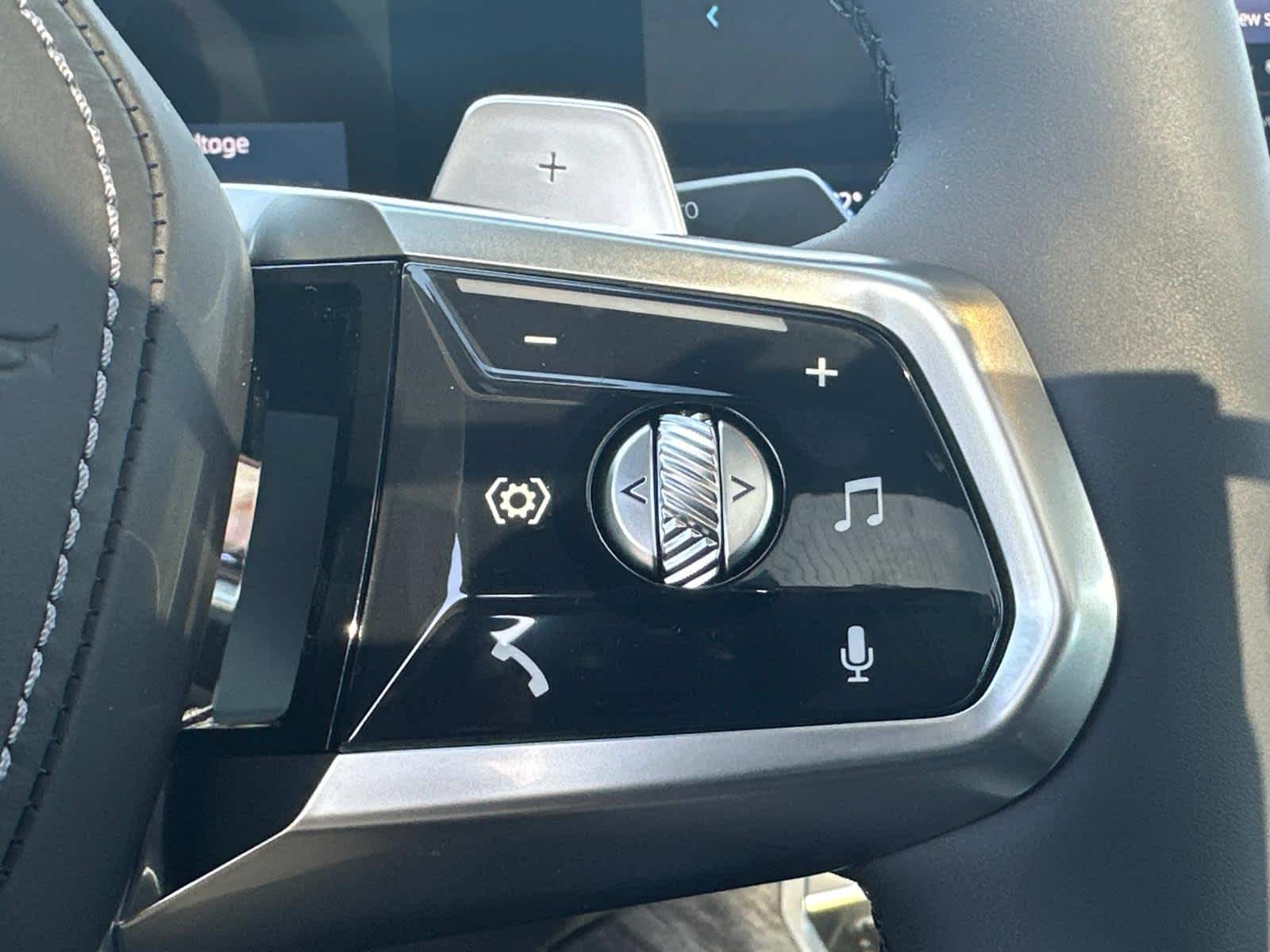 2025 Bmw 750e 750e xDrive photo 7