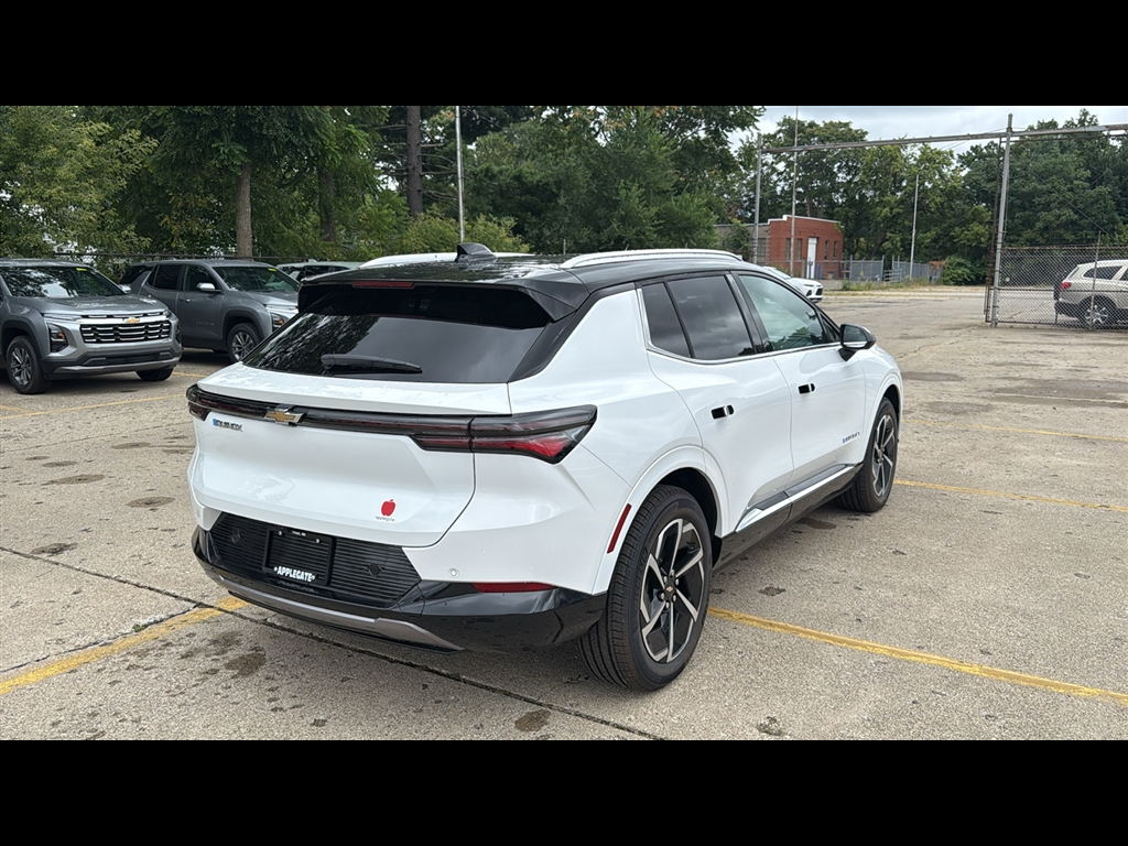 2025 Chevrolet Equinox EV 1LT photo 4