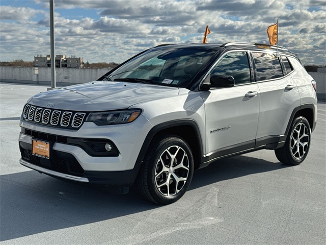 2024 Jeep Compass Limited photo 4