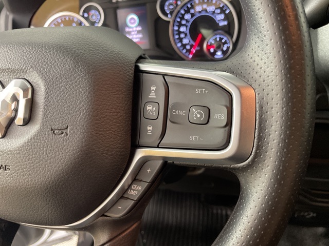 2025 Ram 4500 Tradesman photo 3
