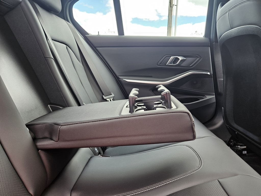 2025 Bmw 330i xDrive photo 20