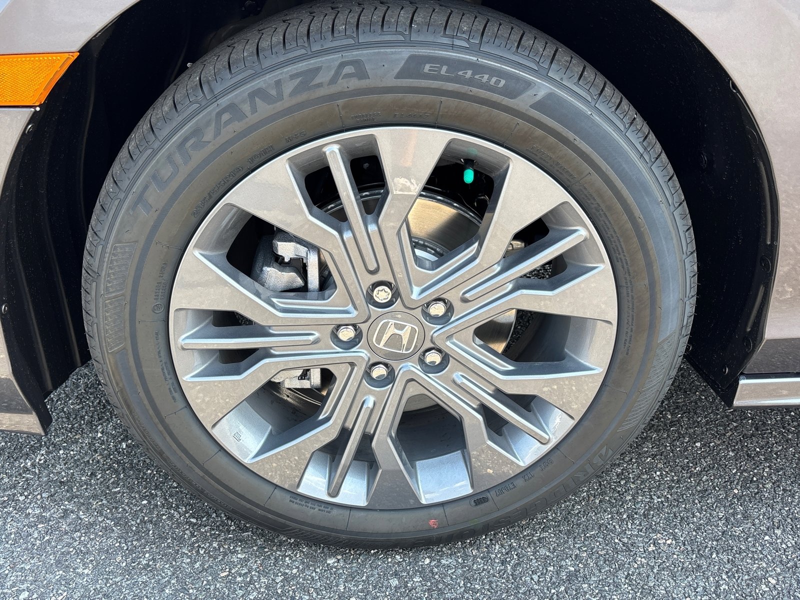 2026 Honda Odyssey Touring photo 40