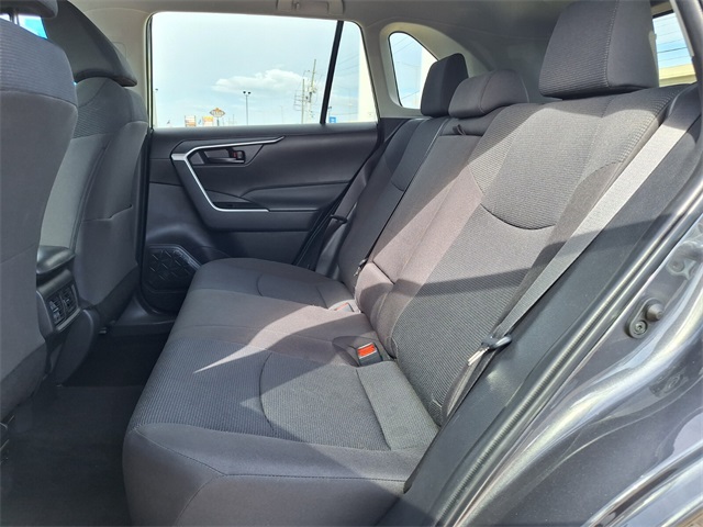 2024 Toyota RAV4 LE photo 21