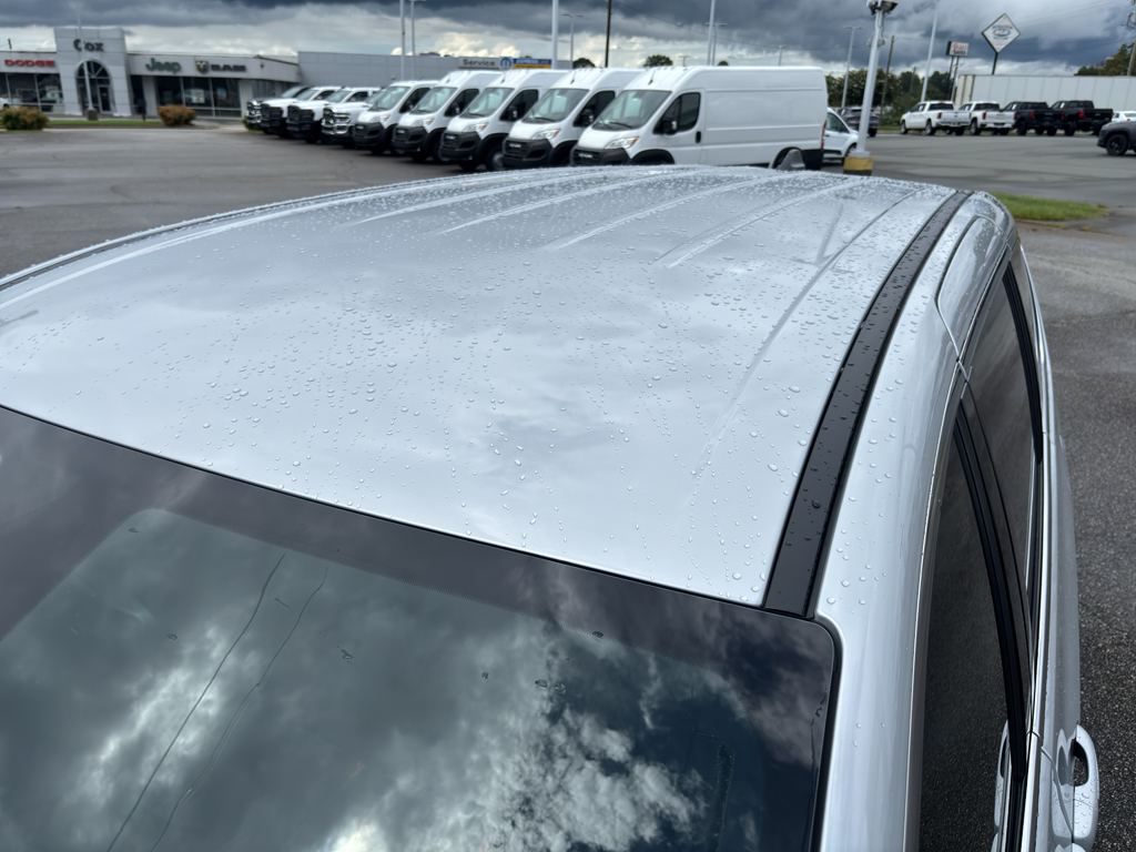 2026 Chrysler Voyager LX photo 3