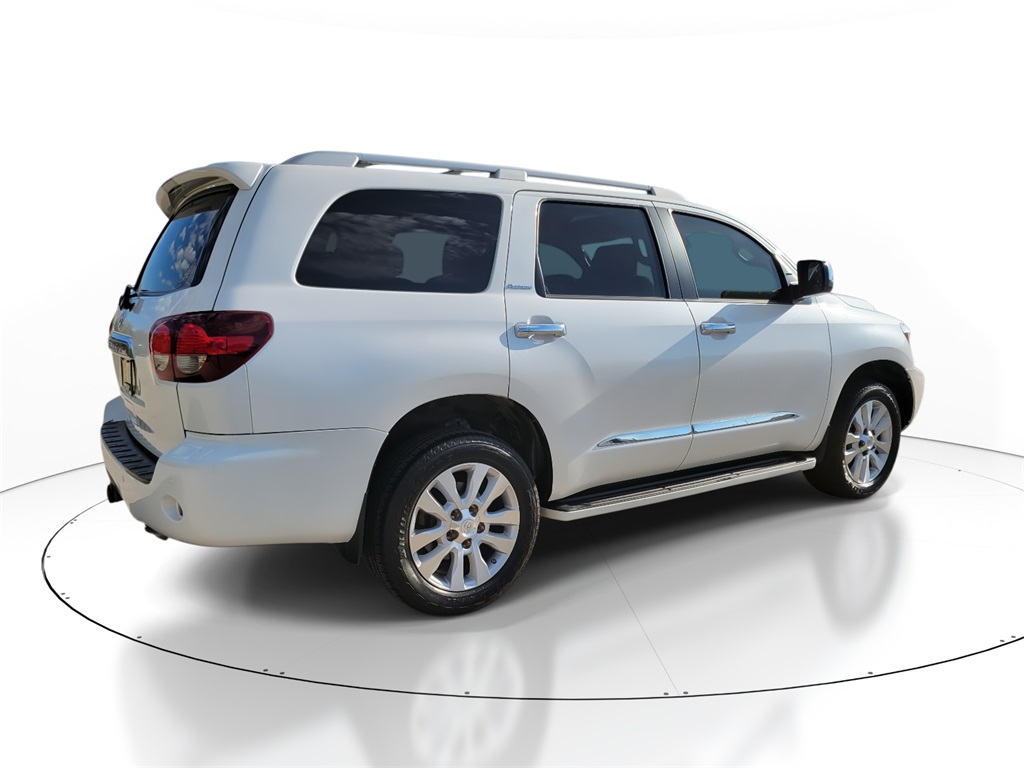 2018 Toyota Sequoia Platinum photo 4