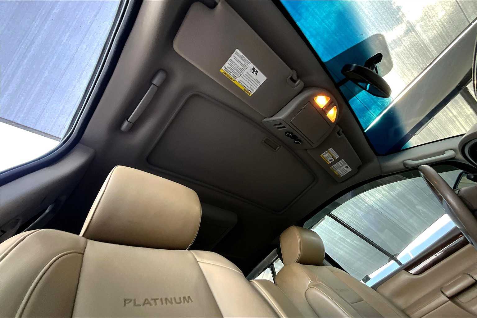 2013 Nissan Armada Platinum photo 12