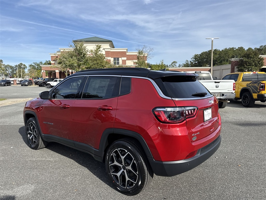 2026 Jeep Compass Limited photo 2
