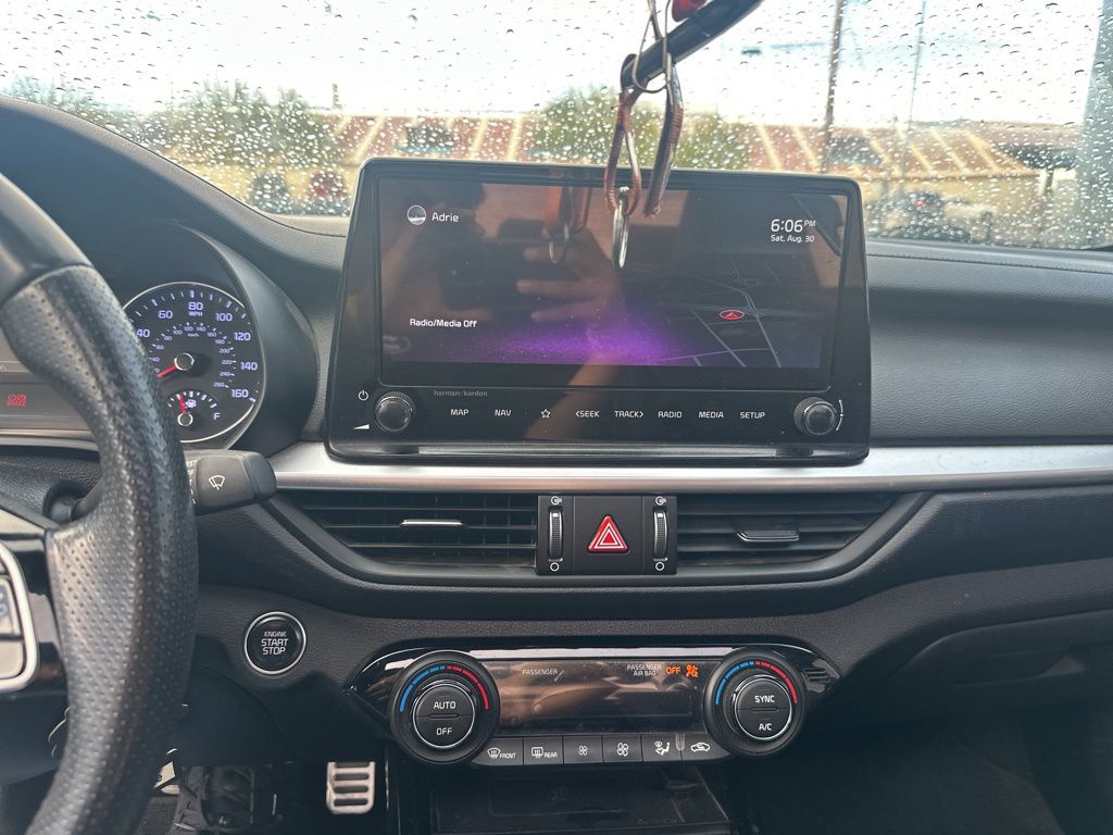 2022 Kia Forte GT-Line photo 20
