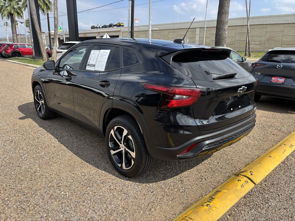 2024 Chevrolet Trax photo 4