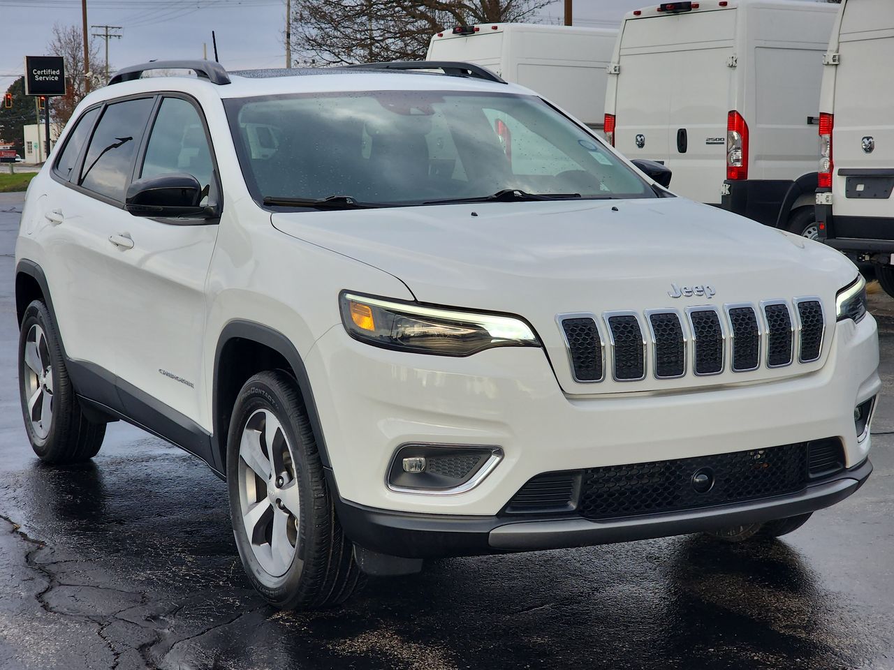 2022 Jeep Cherokee Limited's photo