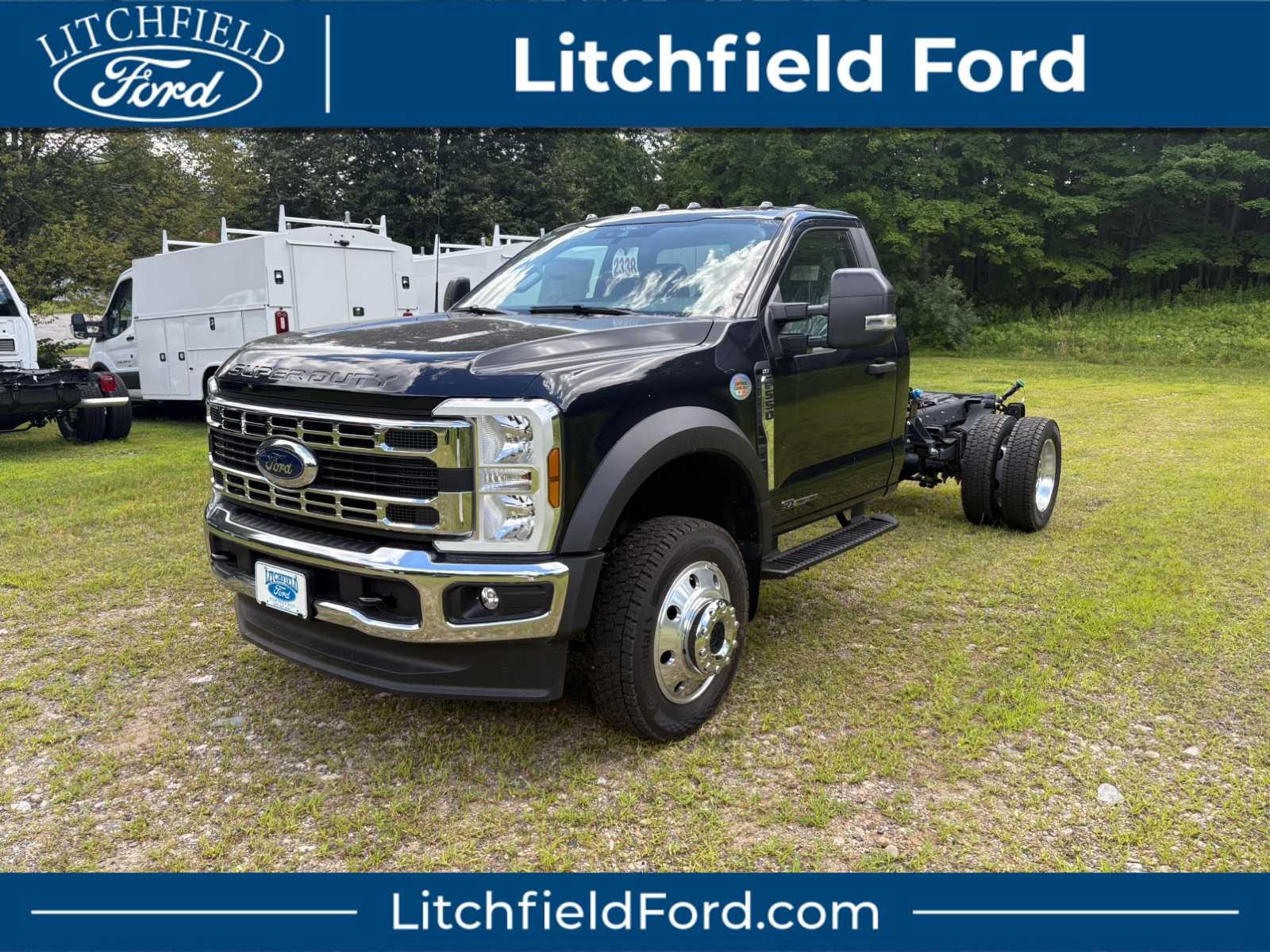 2025 Ford F-550 Super Duty Chassis Cab XLT's photo