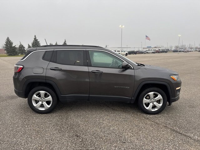 2018 Jeep Compass Latitude photo 3