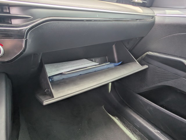 Used 2025 Runway Red Kia LXS image 21