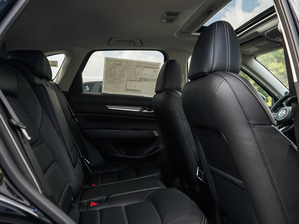 2025 Mazda CX-5 2.5 Premium Plus photo 11