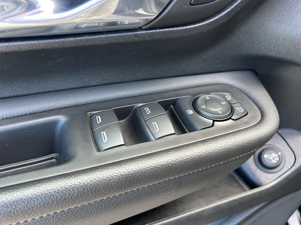 2023 Gmc Terrain SLT photo 11