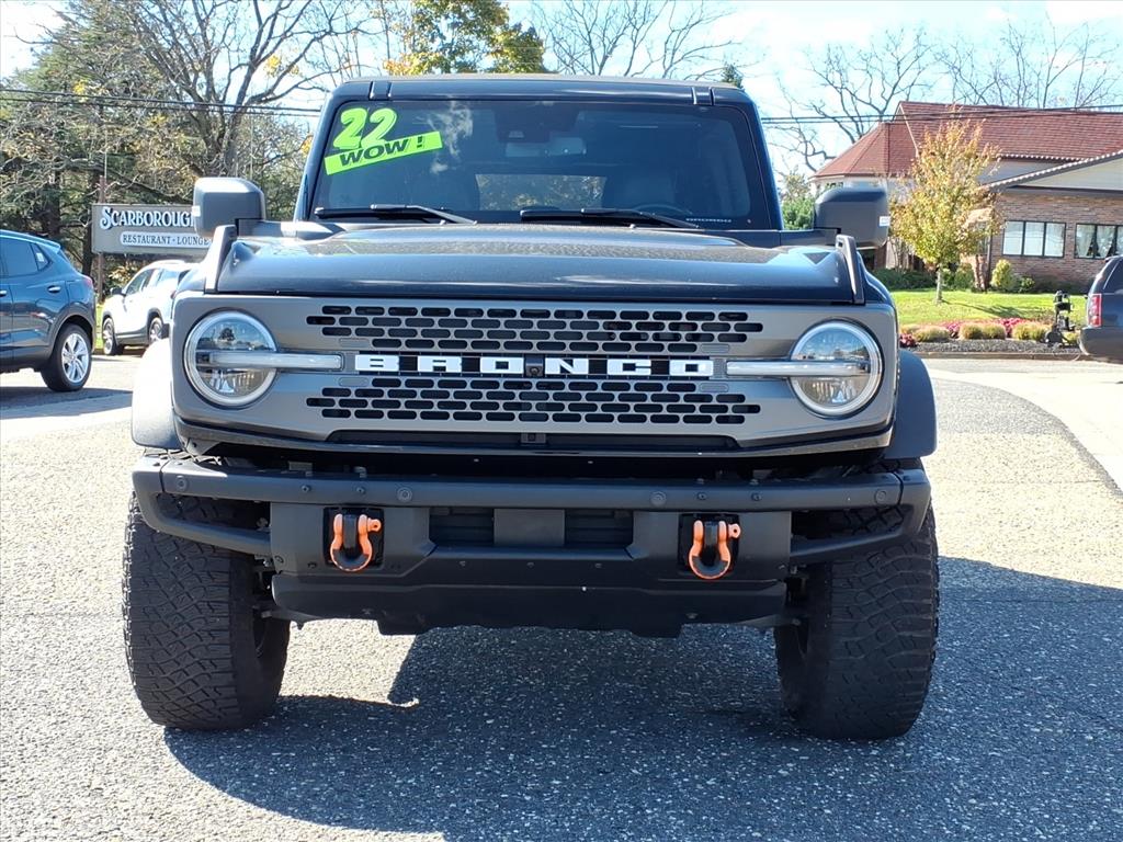 2022 Ford Bronco Base photo 2