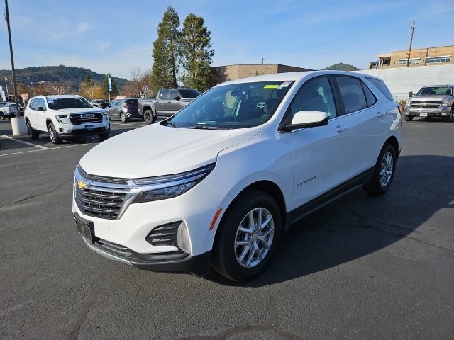 2022 Chevrolet Equinox LT photo 4