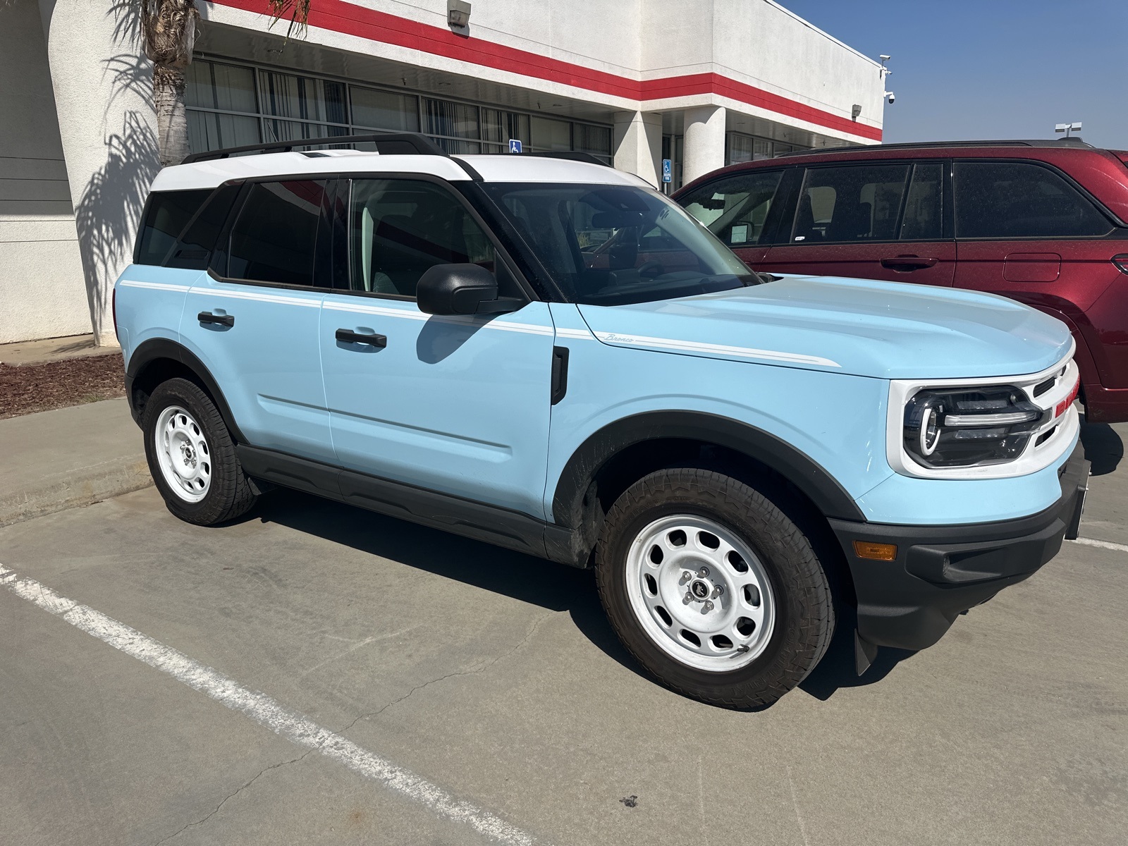 2023 Ford Bronco Sport Heritage photo 2
