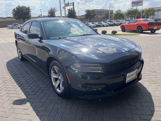2015 Dodge Charger SXT photo 3