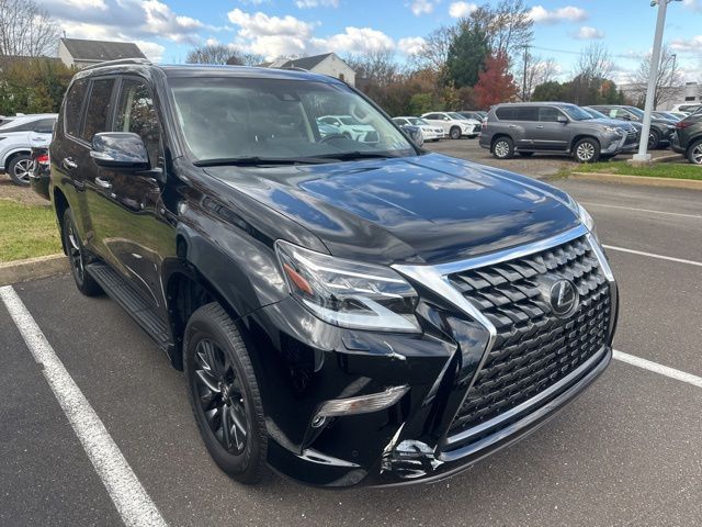 2023 Lexus GX 460 photo 2