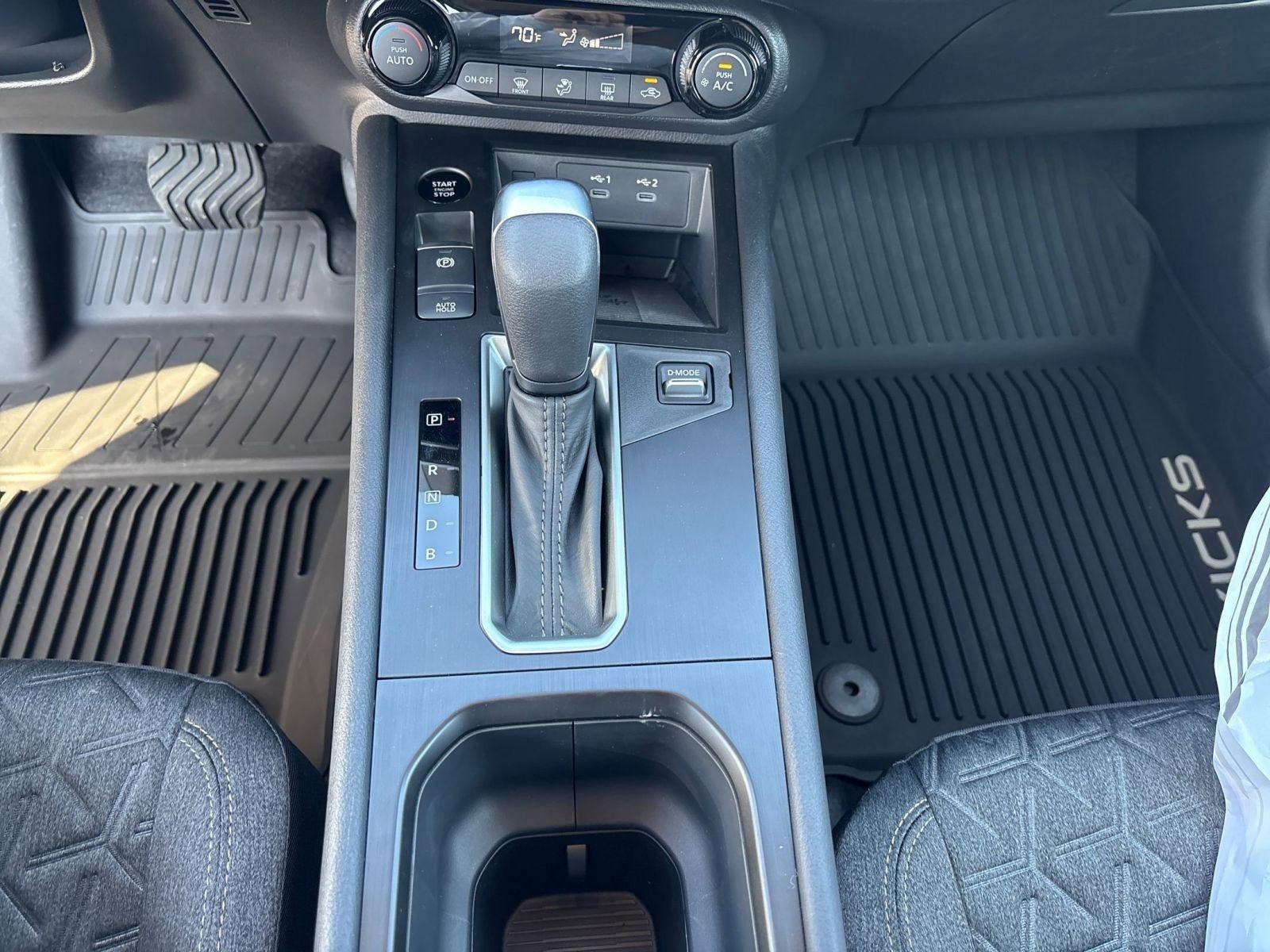 2026 Nissan Kicks SV photo 20
