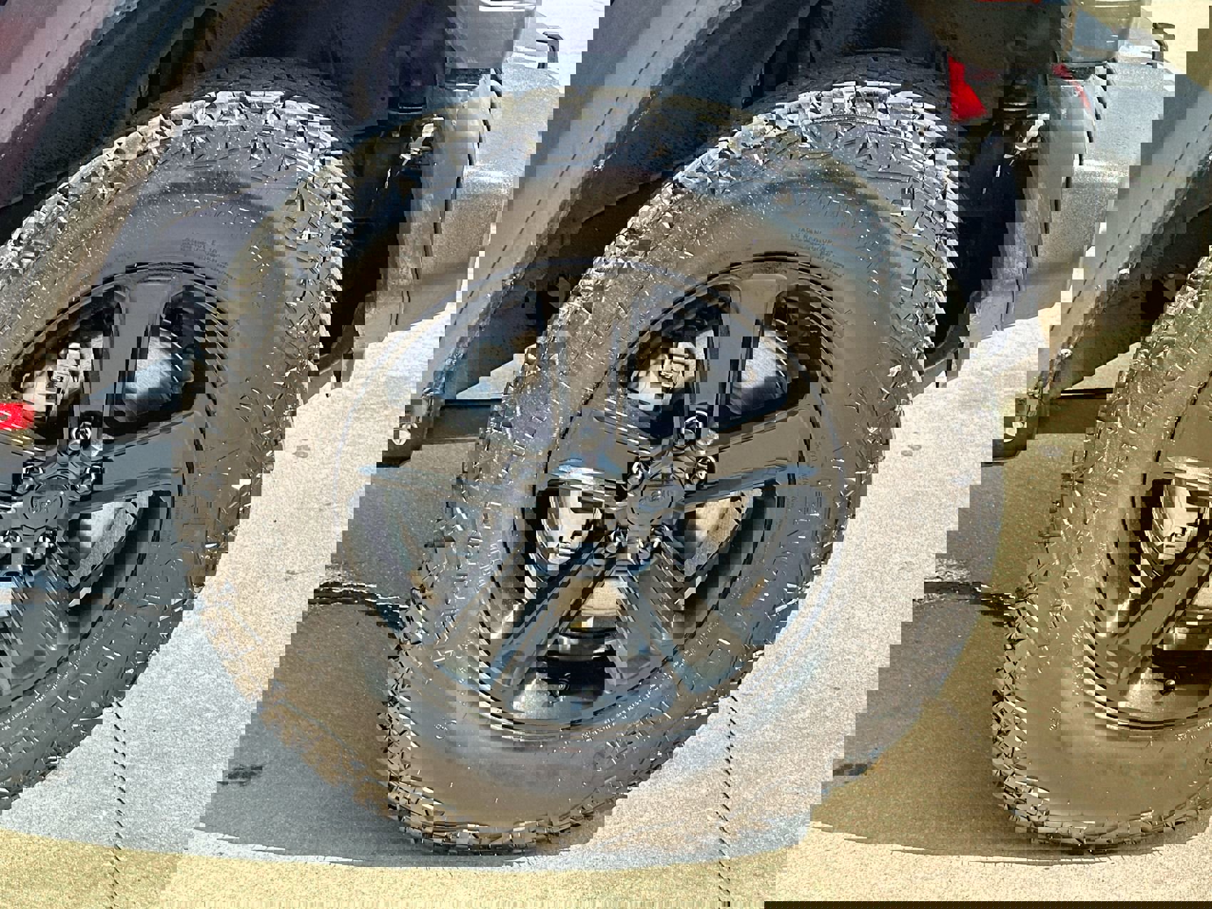 2020 Jeep Wrangler Sport S photo 22
