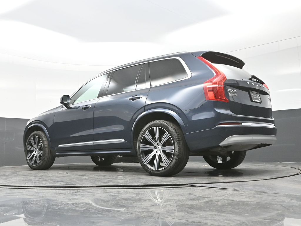 2022 Volvo XC90 T6 Inscription photo 25