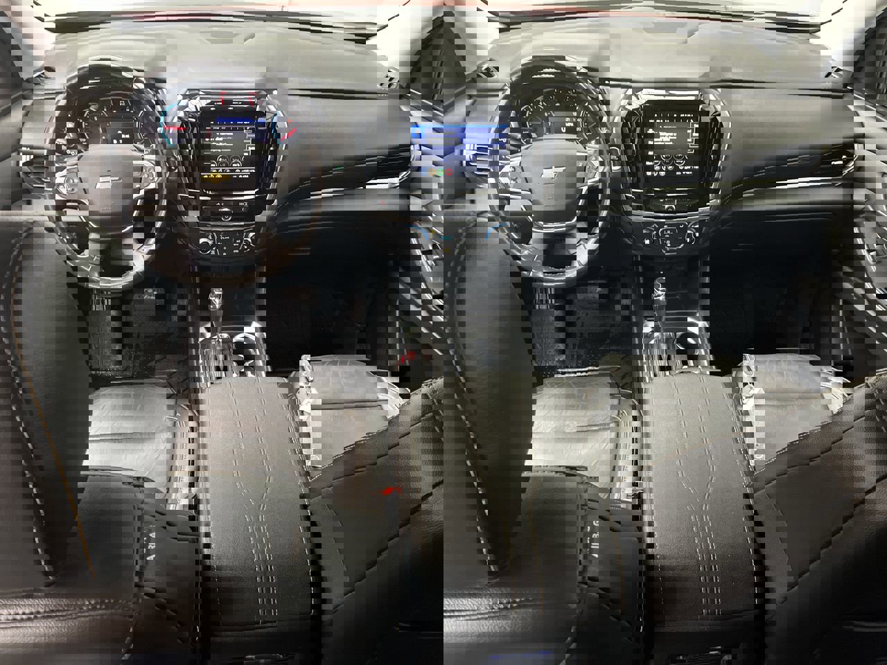 2020 Chevrolet Traverse Leather photo 4