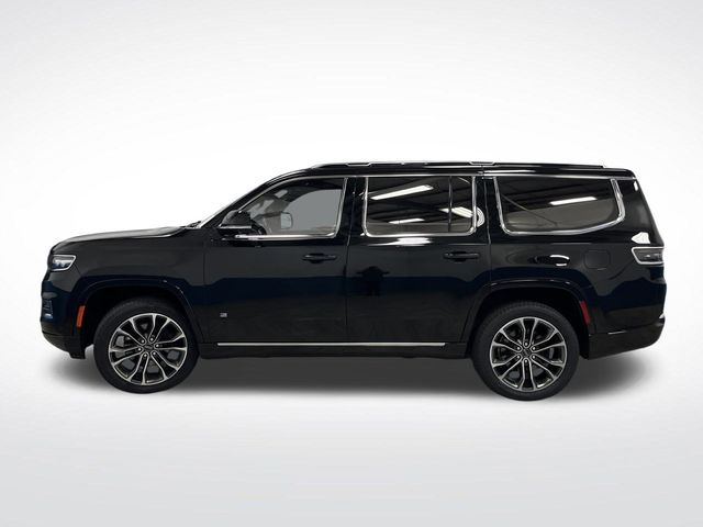2022 Jeep Grand Wagoneer III photo 12