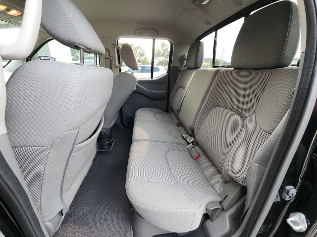 2021 Nissan Frontier SV photo 12