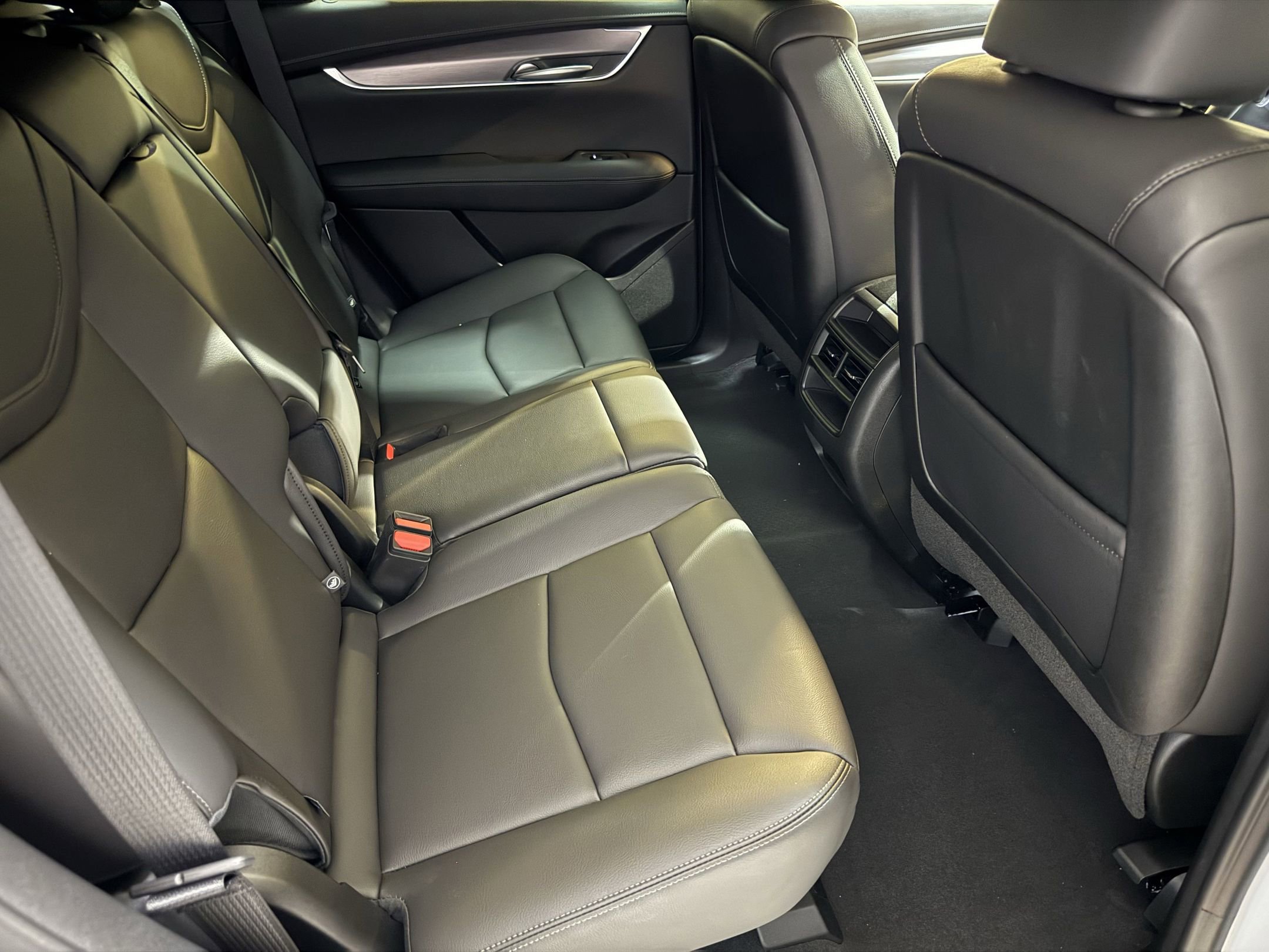 2025 Cadillac XT5 Luxury photo 41