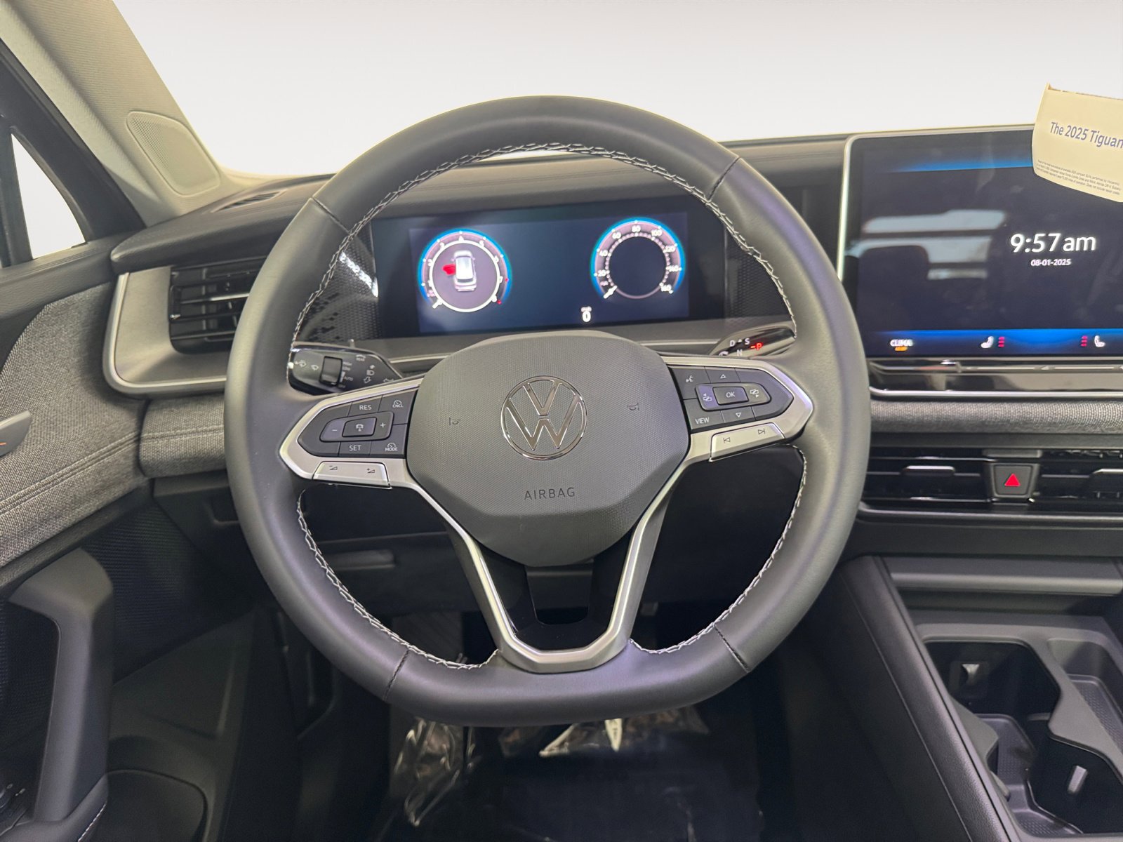 2025 Volkswagen Tiguan S photo 13