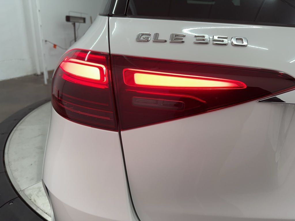 2025 Mercedes Benz GLE 350 4MATIC photo 24