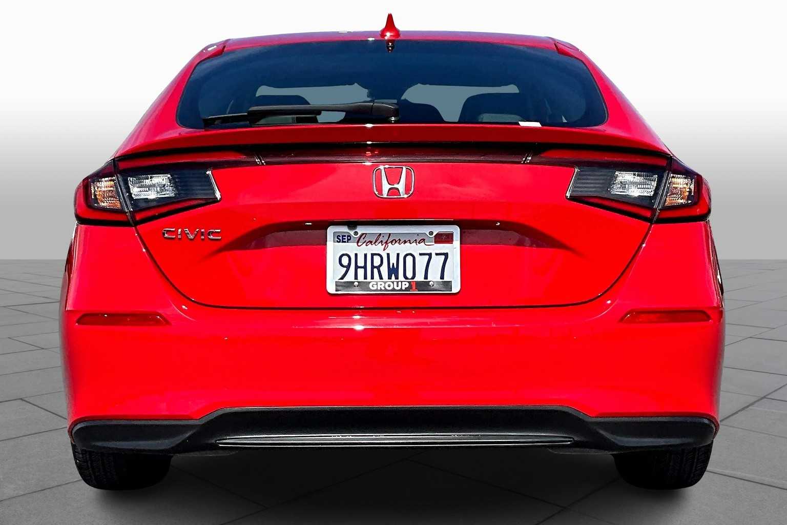 2023 Honda Civic Hatchback EX-L photo 4