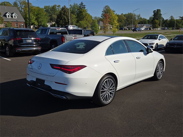 2025 Mercedes Benz CLA 250 4MATIC photo 3