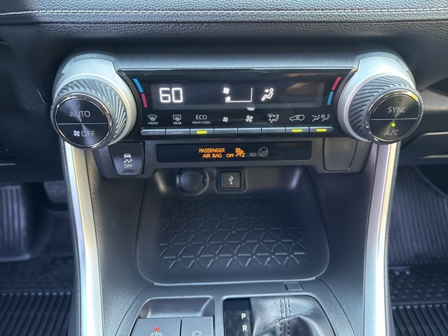 2022 Toyota RAV4 Hybrid LE photo 28