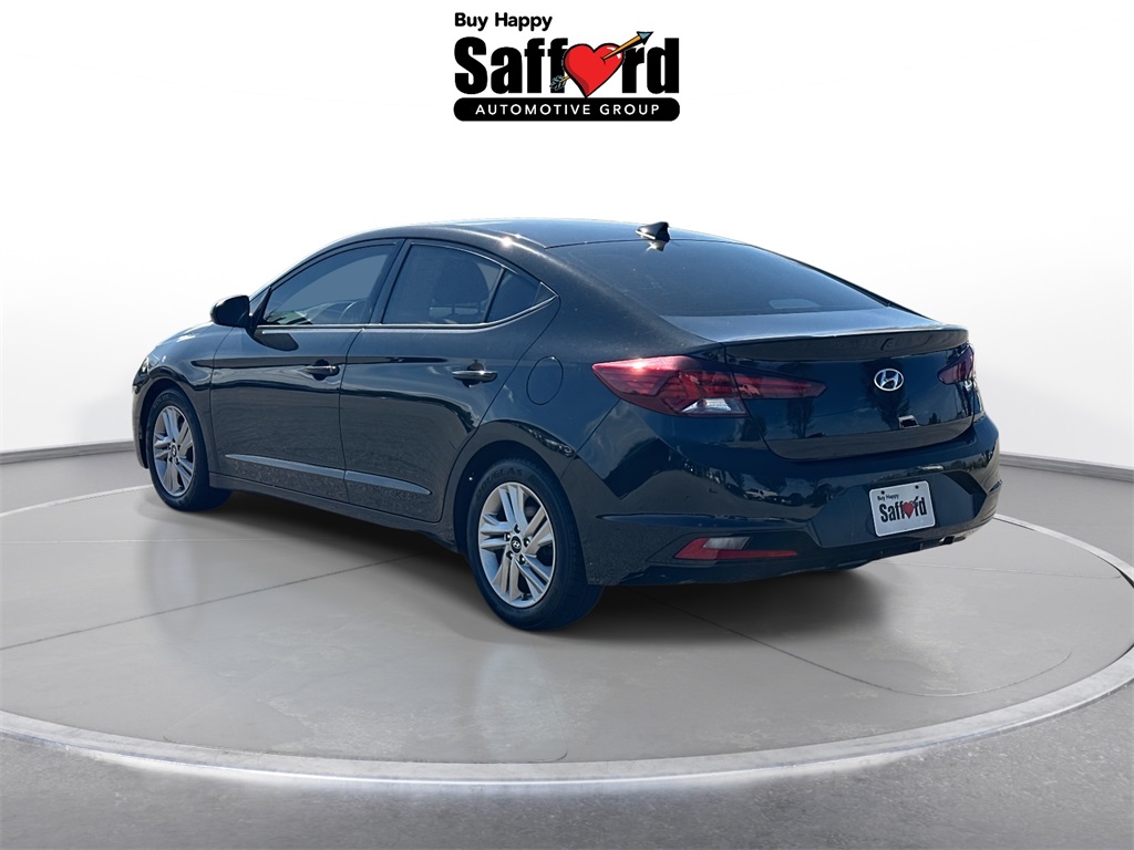 2020 Hyundai Elantra SEL photo 5