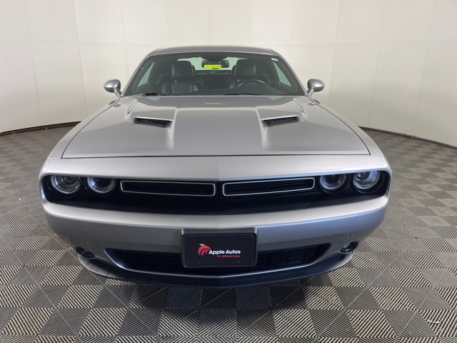 Used 2015 Dodge Challenger SXT with VIN 2C3CDZBG9FH911789 for sale in Shakopee, Minnesota
