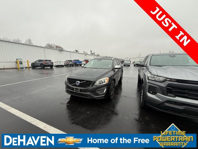 2016 Volvo XC60 T6 R-Design