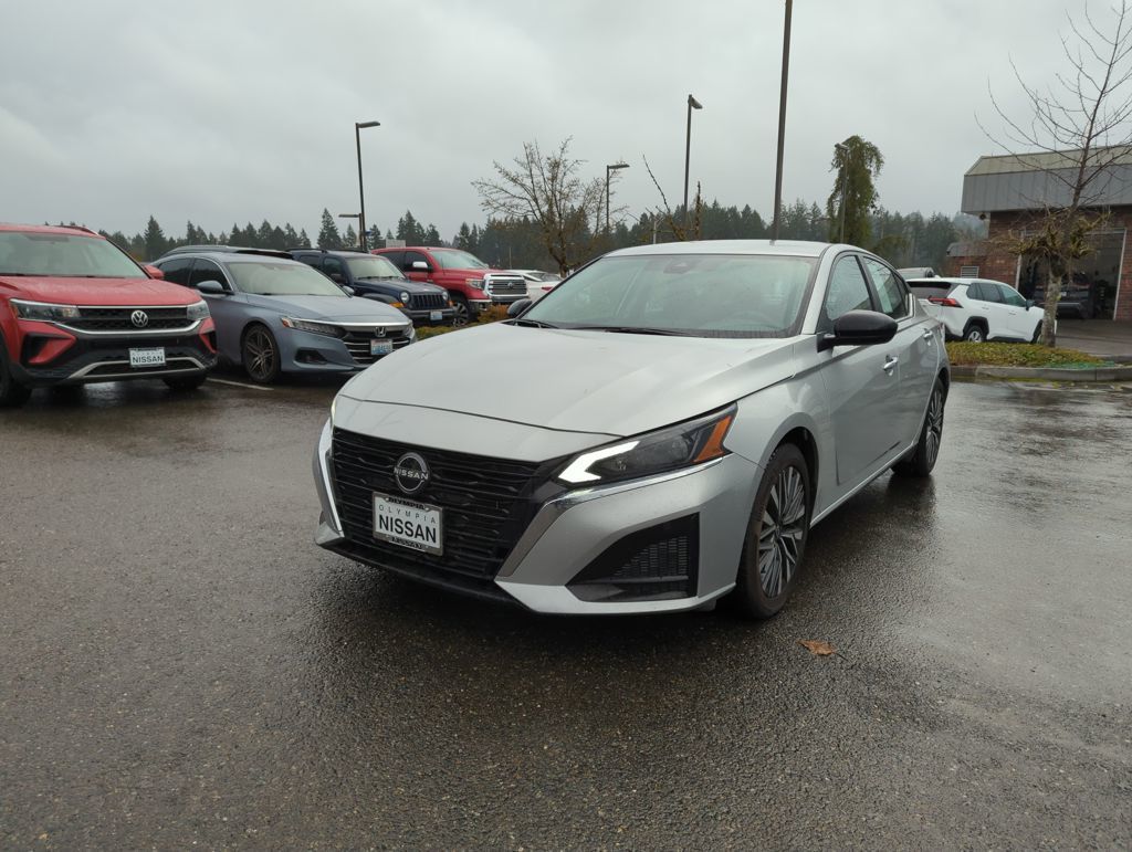 2024 Nissan Altima SV