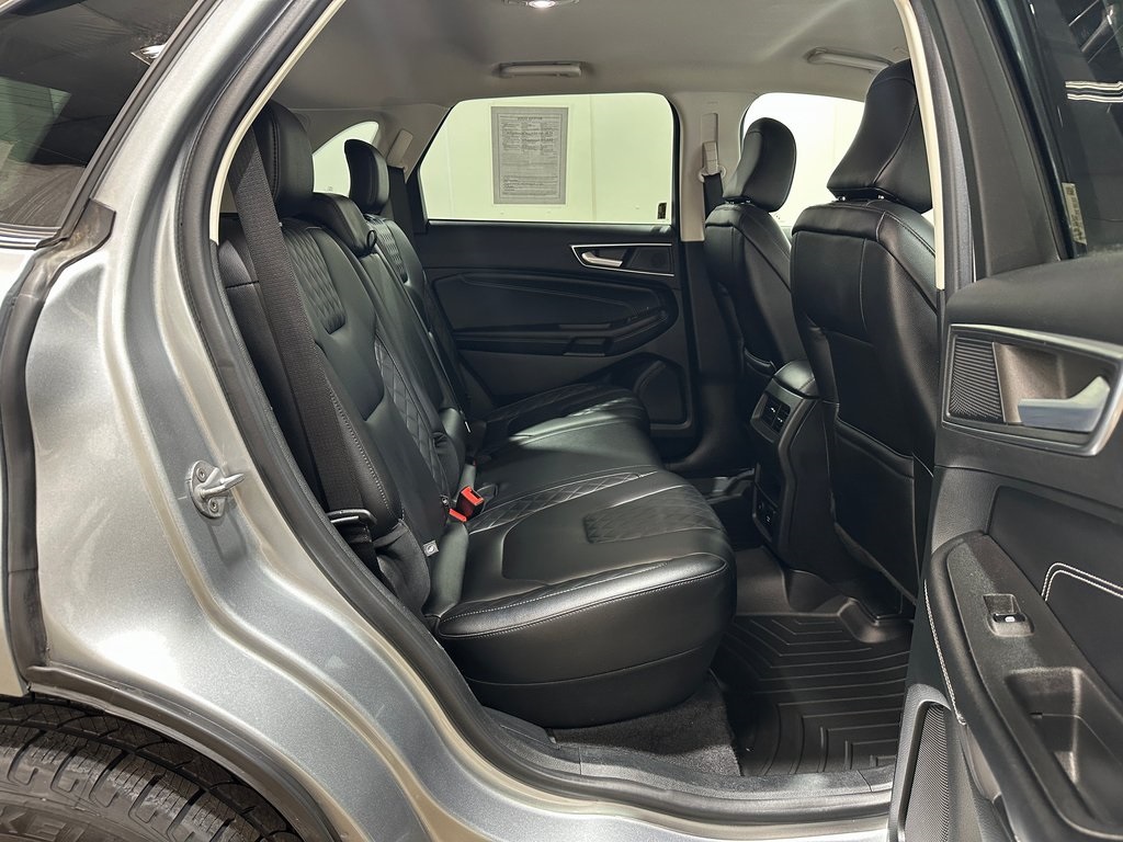 2023 Ford Edge Titanium photo 26