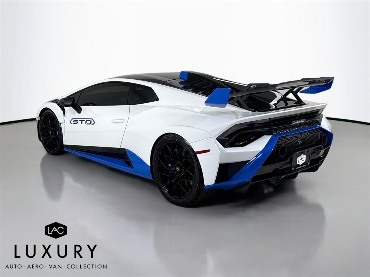 2023 Lamborghini Huracan STO STO photo 6