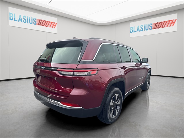2023 Jeep Grand Cherokee 4xe photo 3