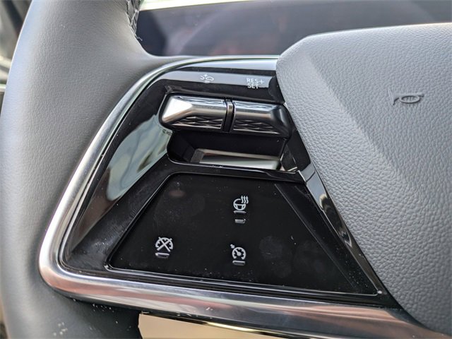 2025 Cadillac Lyriq Luxury photo 23