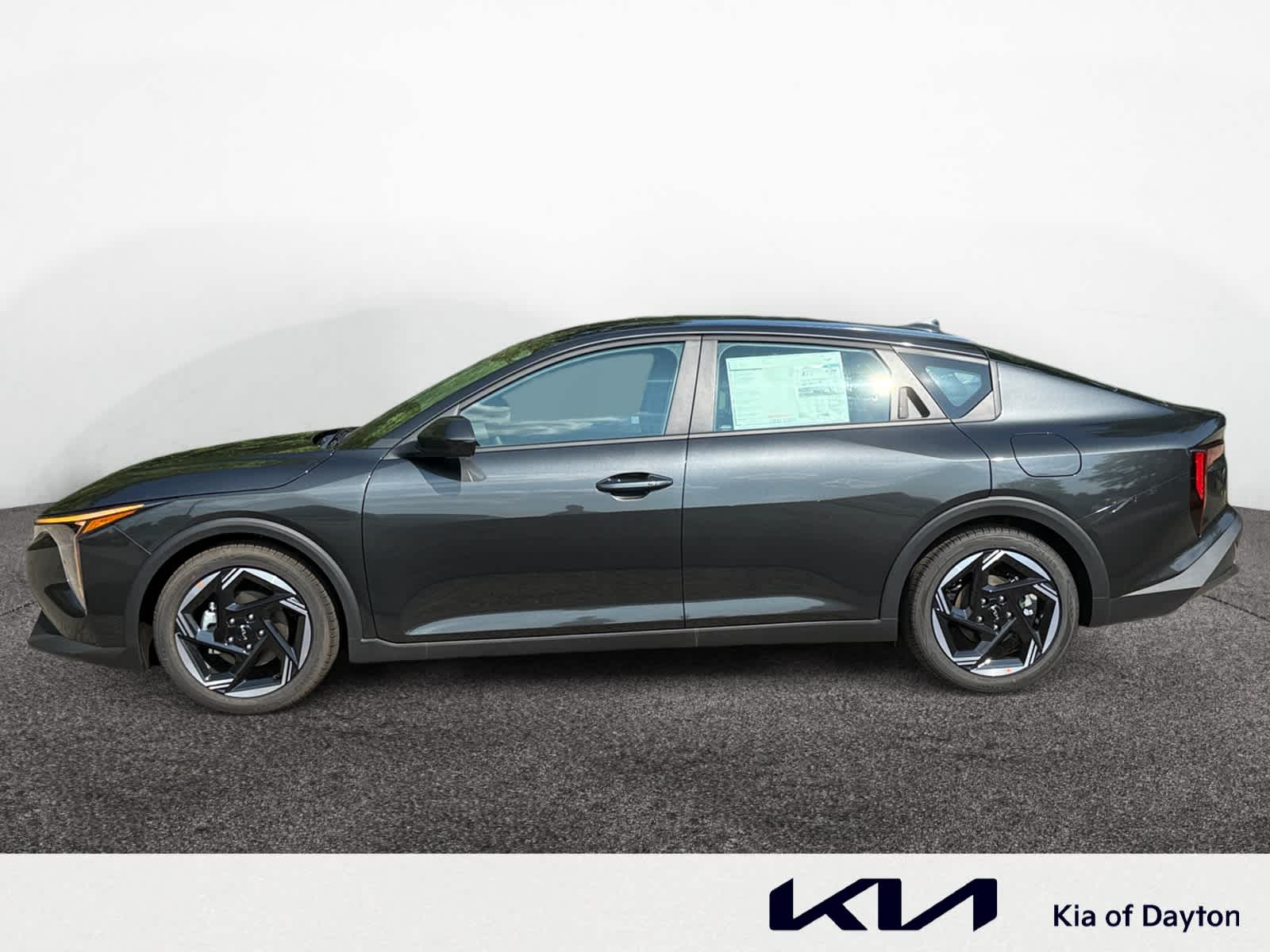 2025 Kia K4 EX photo 2