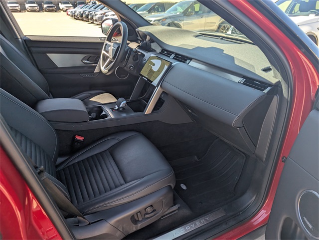 2024 Land Rover Discovery Sport SE photo 11