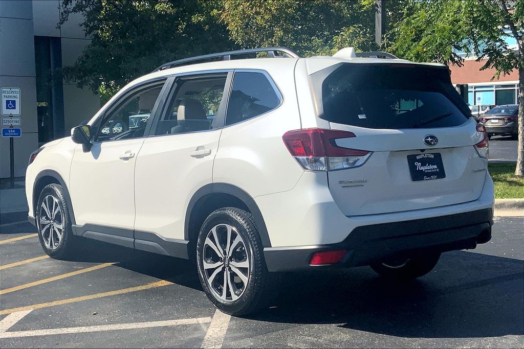 2023 Subaru Forester Limited photo 10