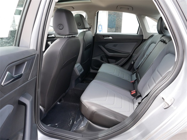 2025 Volkswagen Jetta 1.5T SEL photo 8